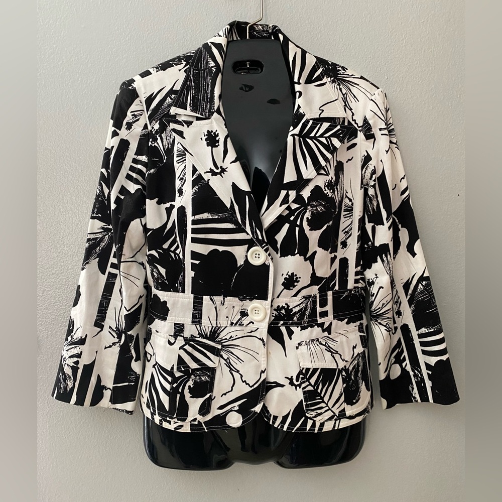CACHE Black/ White Floral Print Jacket Blazer Sz 6-Sm/Md